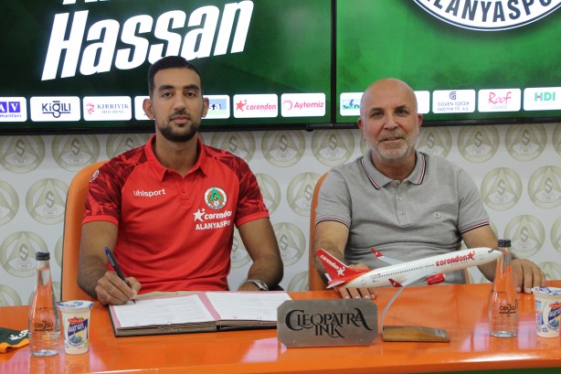 Foto - Alanyaspor, Olympiakos'tan Ahmed Hassan'ıkiraladı