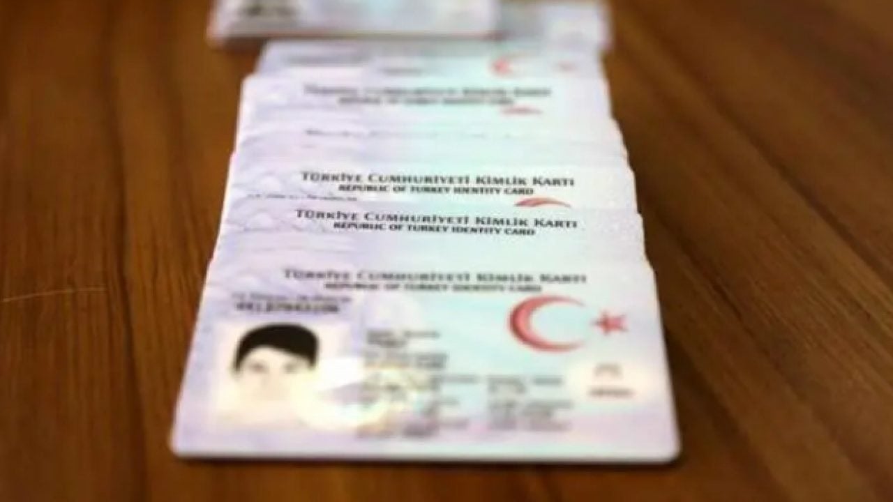 Foto - Alay konusu olan o soyadları mahkemesiz çöpe atıldı! İşte Türkiye’de en çok değiştirilen 10 soyisim