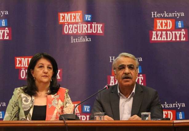 Foto - Alayını yazmaya vaktimiz yok! İşte milletin tokadını yiyenler albümü