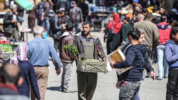 Foto - Alçak İsrail'den bir darbe daha! Maaşlar edenemiyor! 245 bin hak sahibi bulunuyor!