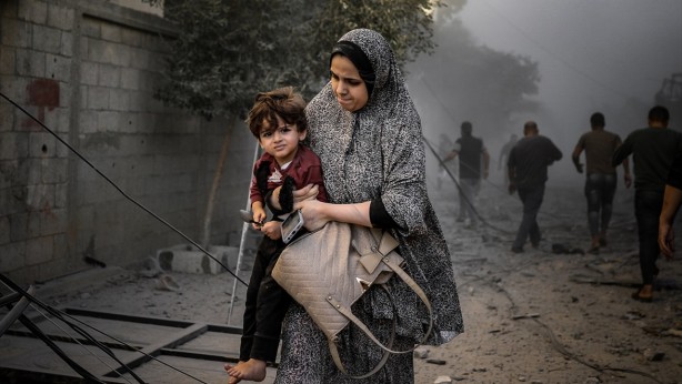 Foto - Alçak İsrail’den işkence ve açlık altında sorgulama! Filistin Sağlık Bakanlığı Sözcüsü: Destek olmalarını talep ediyoruz! Can kaybı 18 bin 787'ye yükseldi!