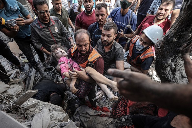 Alçak İsrail’den işkence ve açlık altında sorgulama! Filistin Sağlık Bakanlığı Sözcüsü: Destek olmalarını talep ediyoruz! Can kaybı 18 bin 787'ye yükseldi!