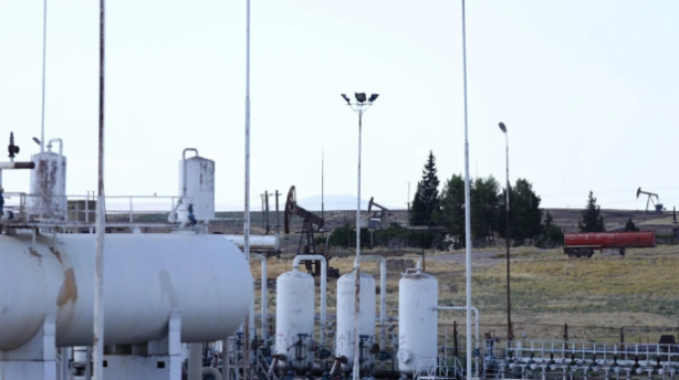 Foto - Alçaklar binlerce varil petrolü göz göre göre çalıyor! Varilini 985 liradan satıyorlar