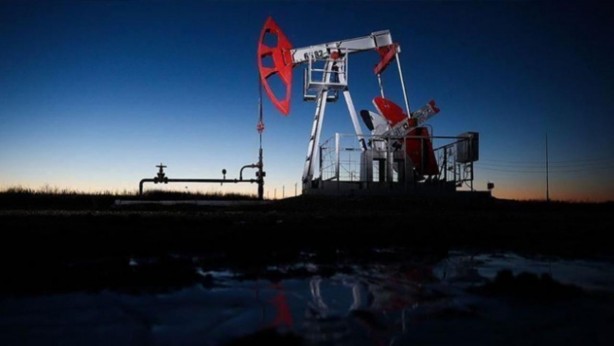 Foto - Alçaklar binlerce varil petrolü göz göre göre çalıyor! Varilini 985 liradan satıyorlar