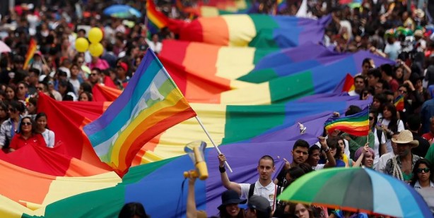 Foto - Aldıkları LGBT kararını dünyaya duyurdular: Akıl hastası sayılacaklar