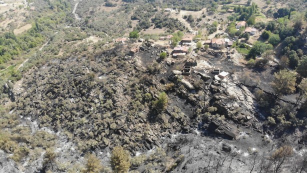 Foto - Alevlerden geriye kül kaldı