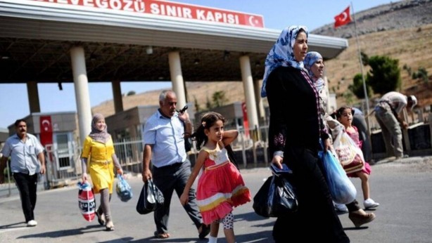 Foto - Algı oyunları tek tek bozuluyor! İşte Suriyeliler hakkında söylenen yalanlar...