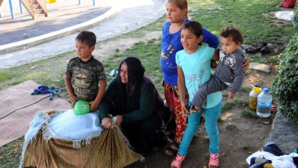 Foto - Algı oyunları tek tek bozuluyor! İşte Suriyeliler hakkında söylenen yalanlar...