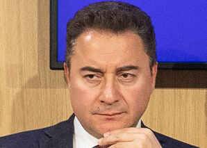 Ali Babacan’dan flaş karar! Tüm Türkiye’ye böyle ilan etti
