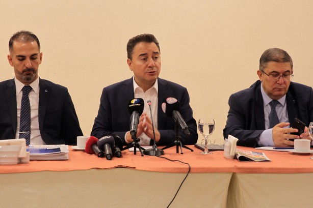 Ali Babacan'ın aklındaki isim kim? 'Cumhurbaşkanı adayı masa dışından da olabilir'