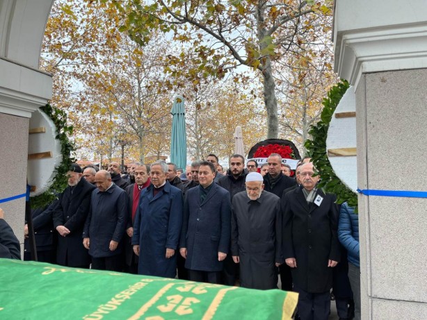 Foto - Ali Babacan'ın annesi son yolculuğuna uğurlandı