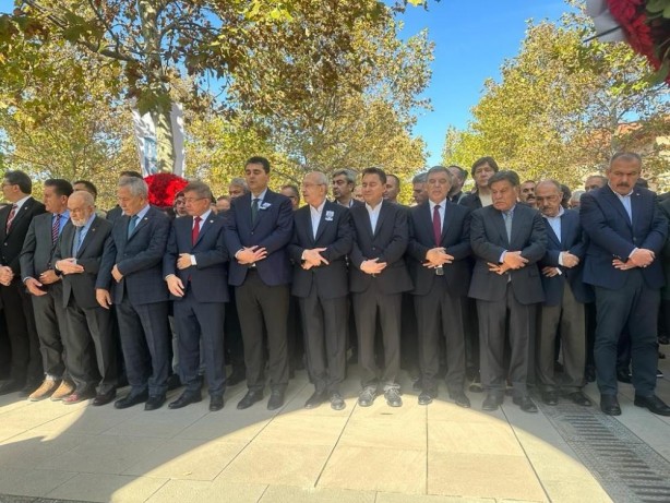 Foto - Ali Babacan'ın babası toprağa verildi