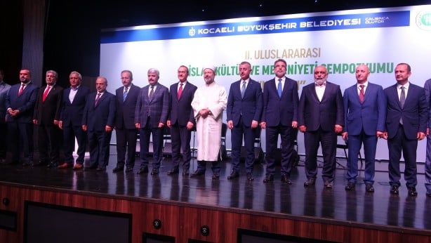Foto - Ali Erbaş: Dünyada her dört saniyede bir insan açlıktan ölüyor