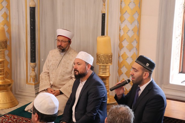 Foto - Ali Erbaş, Japonya'da cuma hutbesi irad etti