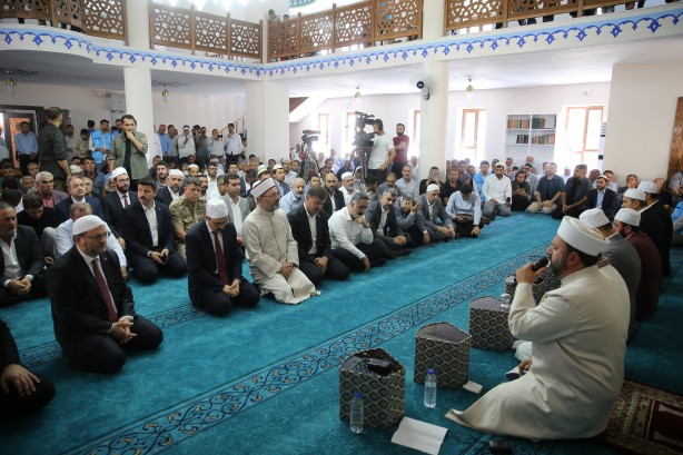Foto - Ali Erbaş, Mardin'de mevlide katıldı