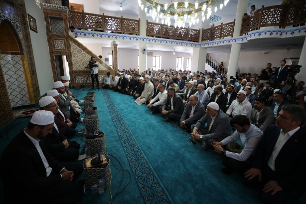 Foto - Ali Erbaş, Mardin'de mevlide katıldı