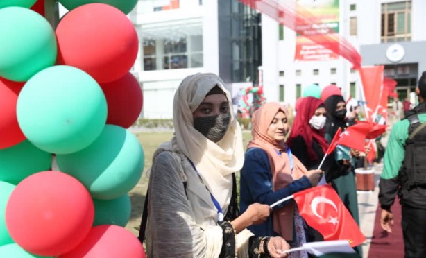 Foto - Coşkuyla karşılanan Ali Erbaş, Pakistanlı alimlerle buluştu: Kurtuluş Savaşı’nda verdiğiniz destekler...