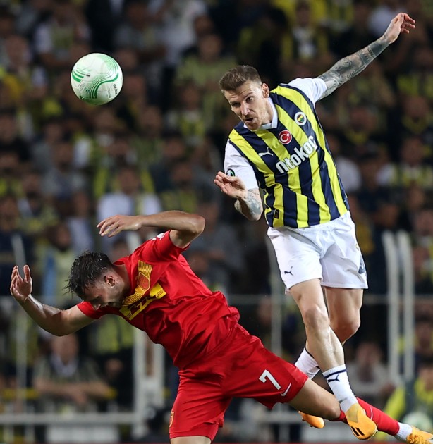 Foto - Ali Koç döneminde böylesi olmadı! Küçük Jesus demedikleri kaldı! Ayıp olmuyor mu?