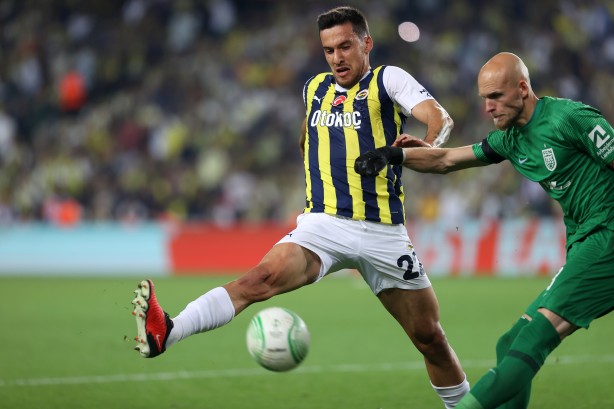 Ali Koç döneminde böylesi olmadı! Küçük Jesus demedikleri kaldı! Ayıp olmuyor mu?