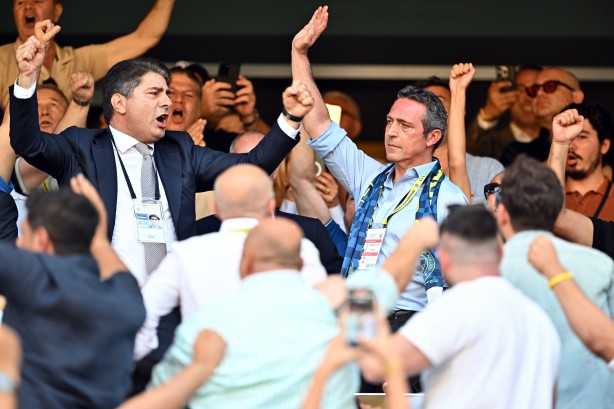 Foto - Ali Koç döneminde kaç teknik direktör değişti, kaç futbolcu alındı? Fenerbahçe'de Ali Koç kaç kupa aldı?