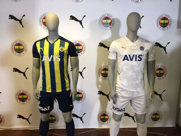 Foto - Ali Koç, Fenerbahçe'nin yıldızlarını söktü! İşte yeni sezon formaları...