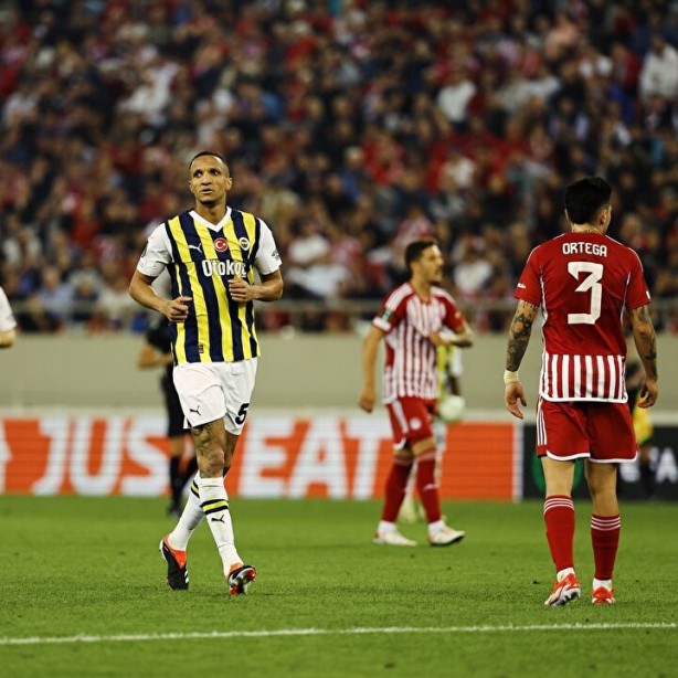 Foto - Ali Koç Mustafa Kemal ile uğraşacağına bunlarla ilgilense! Fenerbahçe’de Becao skandalı