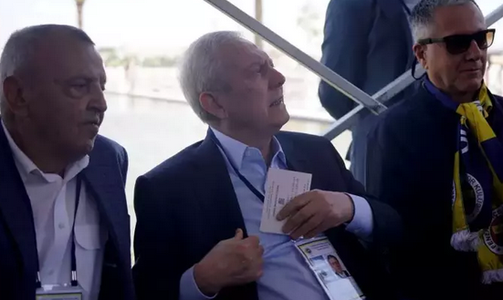 Foto - Ali Koç şimdi yandı! Aziz Yıldırım dünyaca ünlü teknik direktörle geri dönüyor! Yer yerinden oynayacak: