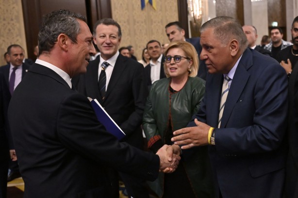 Foto - Ali Koç ve TÜSİAD başkanı, Cumhurbaşkanı Danışmanı'ndan ne istedi? Fenerbahçe'ye kahır sezonu yaşatan başkan...