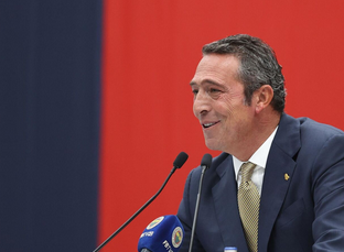 Foto - Ali Koç'la diyaloğu gündem olan garsonun başına bakın ne geldi! Açıkladığı an: İlan etti...