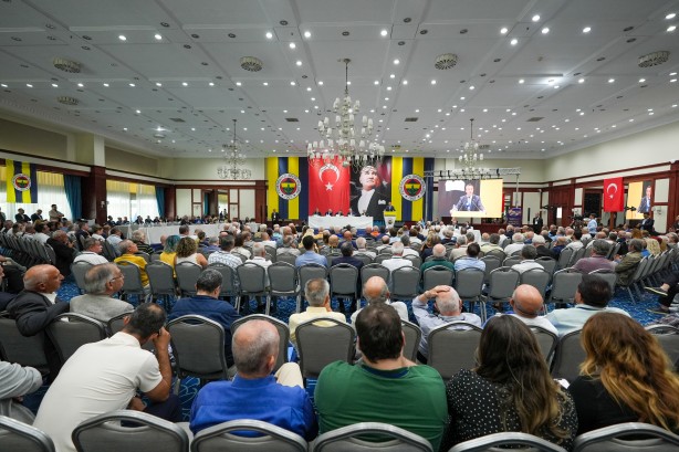 Foto - Ali Koç'tan yine garip bir çıkış daha! TFF başkanı değişti, Ali Koç değişmedi...