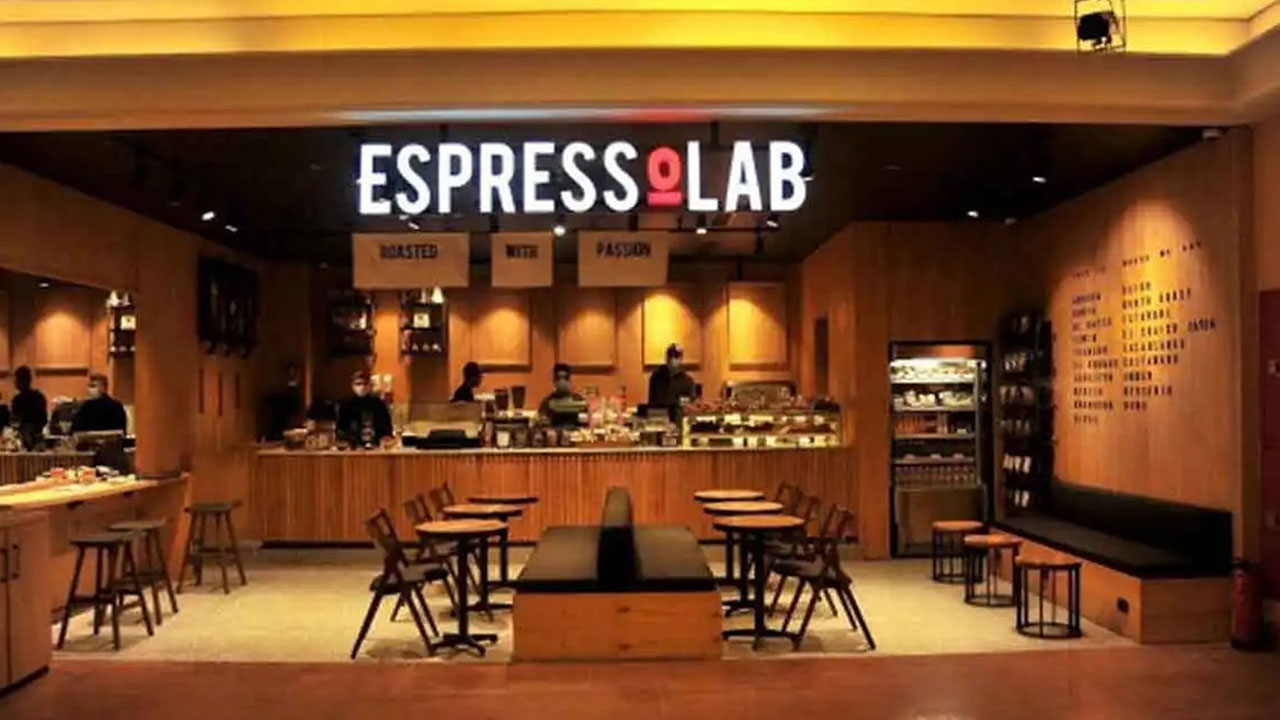 Foto - Ali Koç’un annesi Çiğdem Simavi'den gündemi sarsacak hamle! AK Partililerin ardından oraya gitti