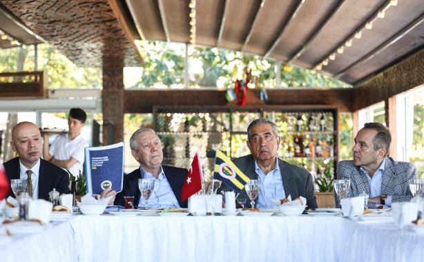 Foto - Ali Koç'un fiyaskosunu Aziz Yıldırım bitirecek! Süper Ligi yıldırım çarpacak!