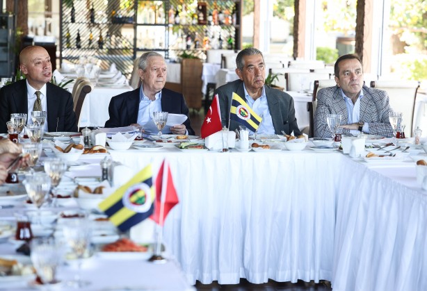 Foto - Ali Koç'un fiyaskosunu Aziz Yıldırım bitirecek! Süper Ligi yıldırım çarpacak!