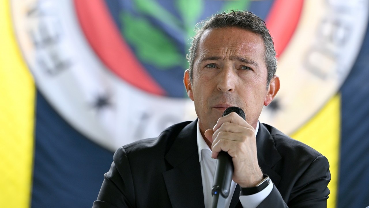 Foto - Ali Koç'un işaret ettiği hakem, Yaşar Kemal Uğurlu mu? Canlı yayında yine zan altında bıraktı!