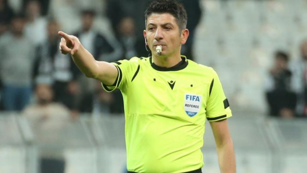 Foto - Ali Koç'un işaret ettiği hakem, Yaşar Kemal Uğurlu mu? Canlı yayında yine zan altında bıraktı!