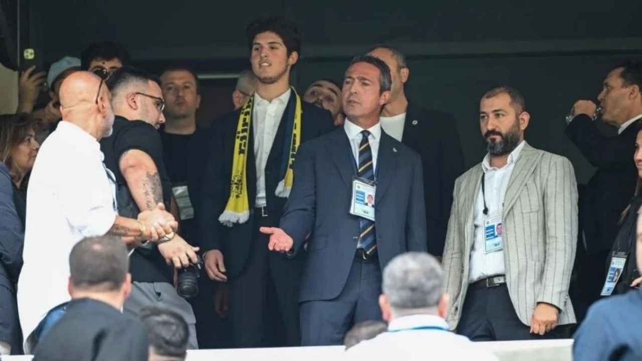 Foto - Ali Koç’un oğlu bakın ne yaptı! Babasının seçimi kaybettiğini gören Kerim Rahmi Koç şekilden şekile girdi