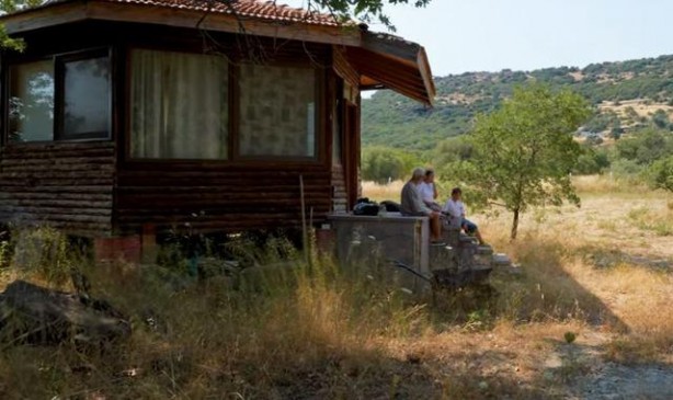 Ali Sürmeli'nin son hali şok etti! 13 dönüm arsada böyle yaşıyor