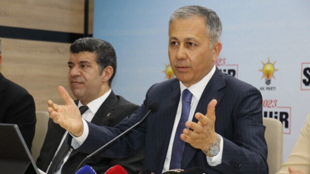 Foto - Ali Yerlikaya, o rezillerin ayarını bozdu! Öyle bir şey yaptı ki, çok fena tongaya düştüler