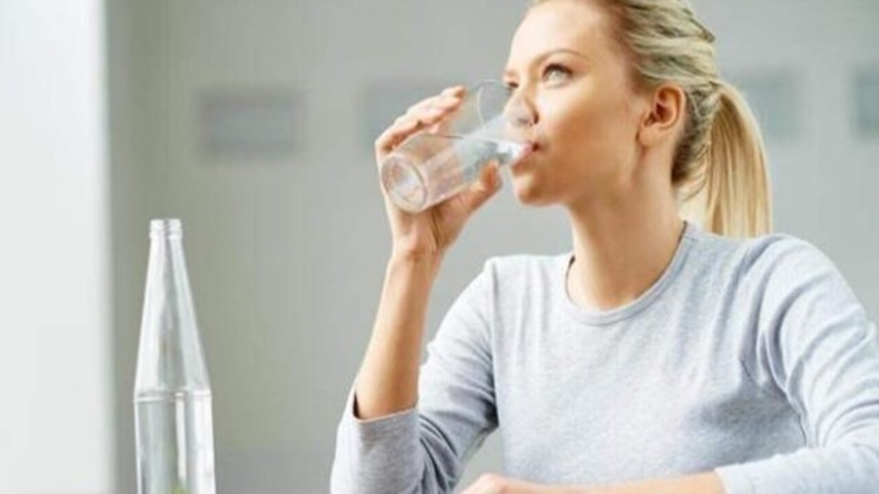 Foto - Alışkanlık haline getirmenizde fayda var! Saat başı bir bardak su içerseniz ne olur?