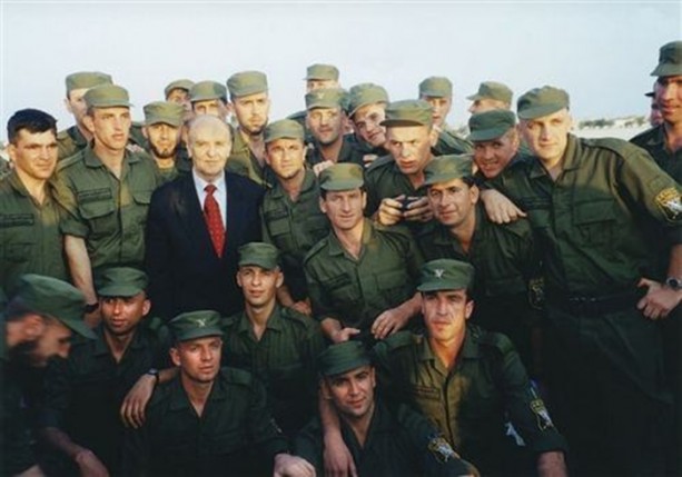 Foto - Aliya İzzetbegoviç'in tarihe geçen sözleri