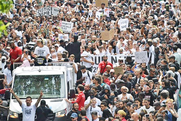 Foto - Aliyev isyan etti... Bu ülke hem BM daimi üyesi, hem de sömürgeci: Tarihi sömürge ve katliamlarla yazılmış bir ülke