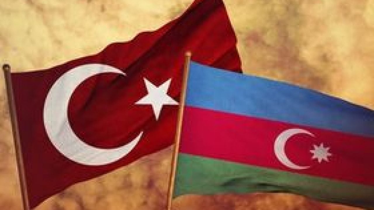 Foto - Azerbaycan'da Türkiye ile ilgili ağızları açık bırakan sözler: Herkes 'bu nasıl kardeşlik' sorusunu soruyor