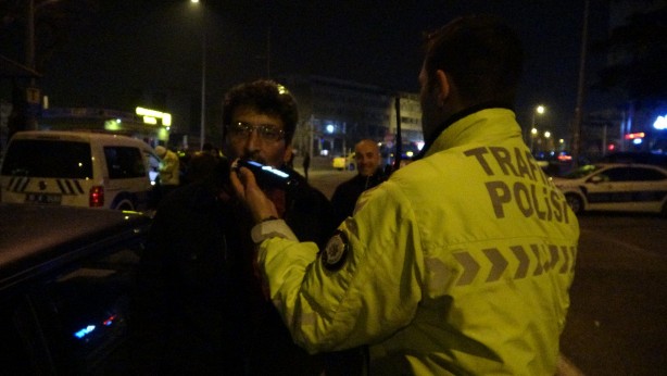 Foto - Alkol belası bitmek bilmiyor! Para cezası bunlara ödül