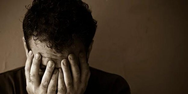 Foto - Alkol içen oruç tutabilir mi? İmsak vakti sarhoş olan kişinin orucu geçerli olur mu?