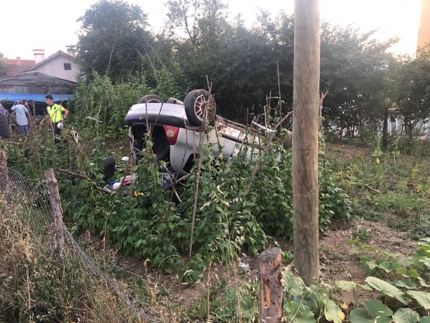 Foto - Alkol illetinin sonucu! Otomobiliyle takla attı