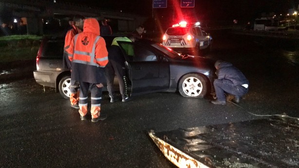 Foto - Alkol şişedeki gibi durmuyor! 