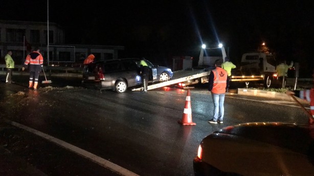 Foto - Alkol şişedeki gibi durmuyor! 
