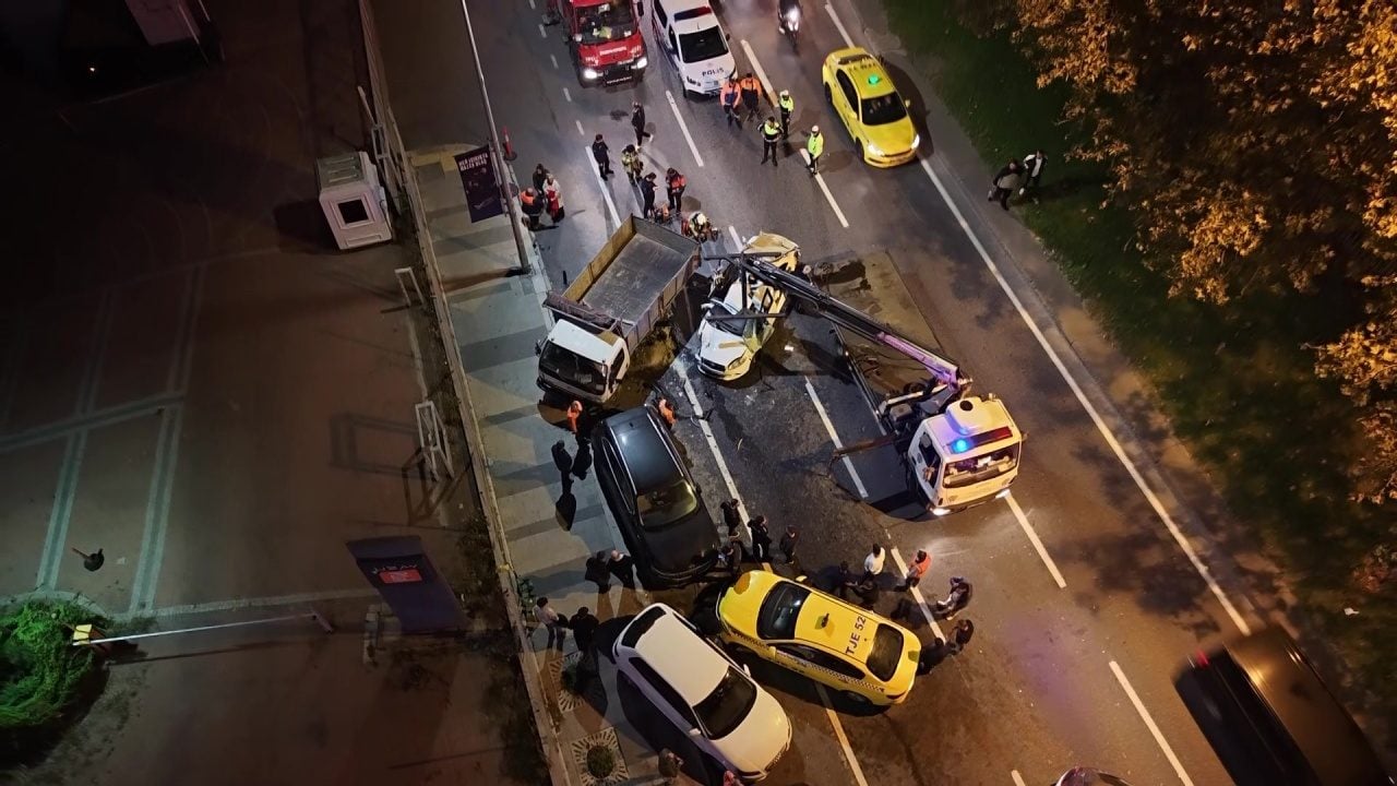 Foto - Alkol yine faciaya davetiye çıkardı! Beyoğlu’nda dehşet gecesi