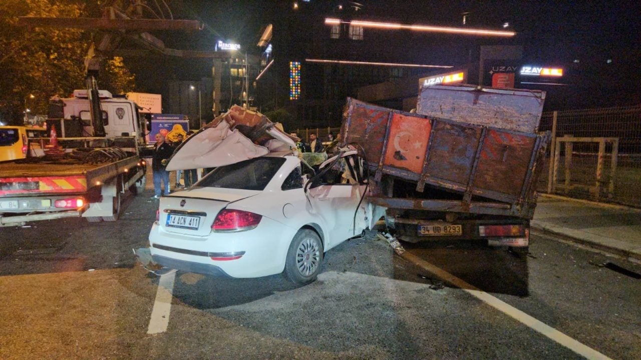 Foto - Alkol yine faciaya davetiye çıkardı! Beyoğlu’nda dehşet gecesi
