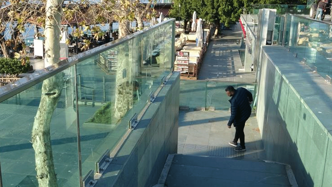 Foto - Alkoliğin ibretlik görüntüleri! Laikçiler buna 'çağdaşlık' diyor